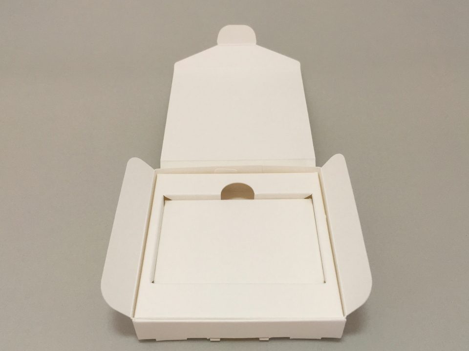 記念品の箱（N式箱組み箱）