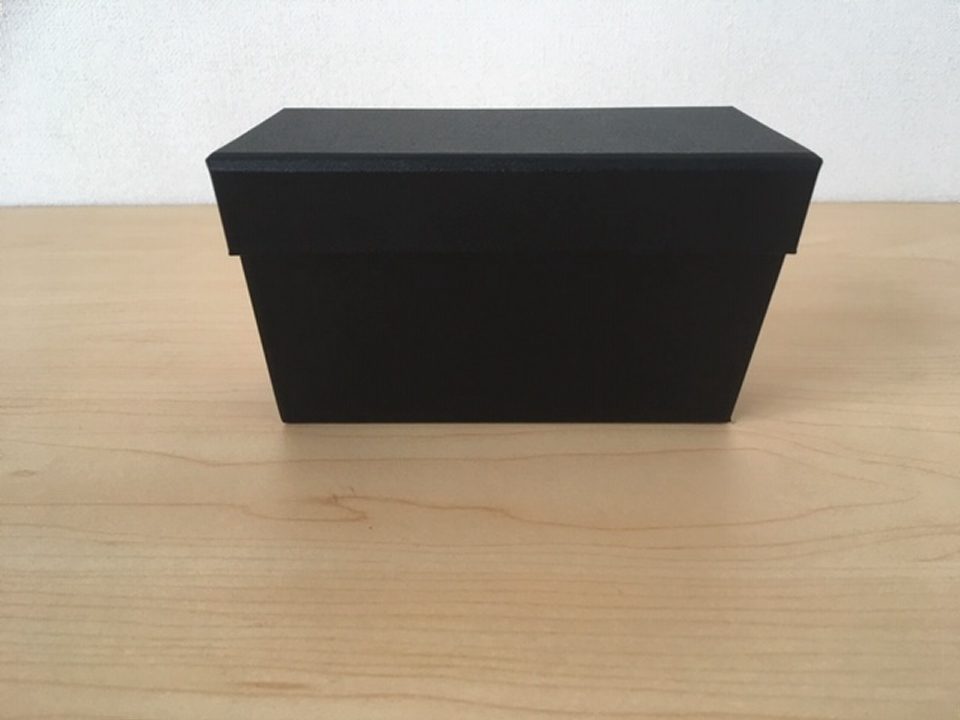 美容機器の製品箱（変形式貼り箱）