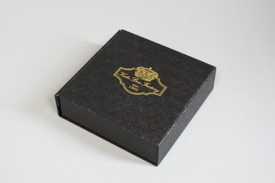 CD・DVDセットの箱（5枚芯式貼り箱（フタ差し込み式））