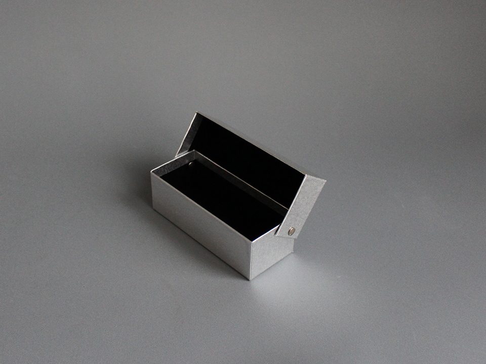 雑貨収納 自社企画商品（金具付き貼り箱）