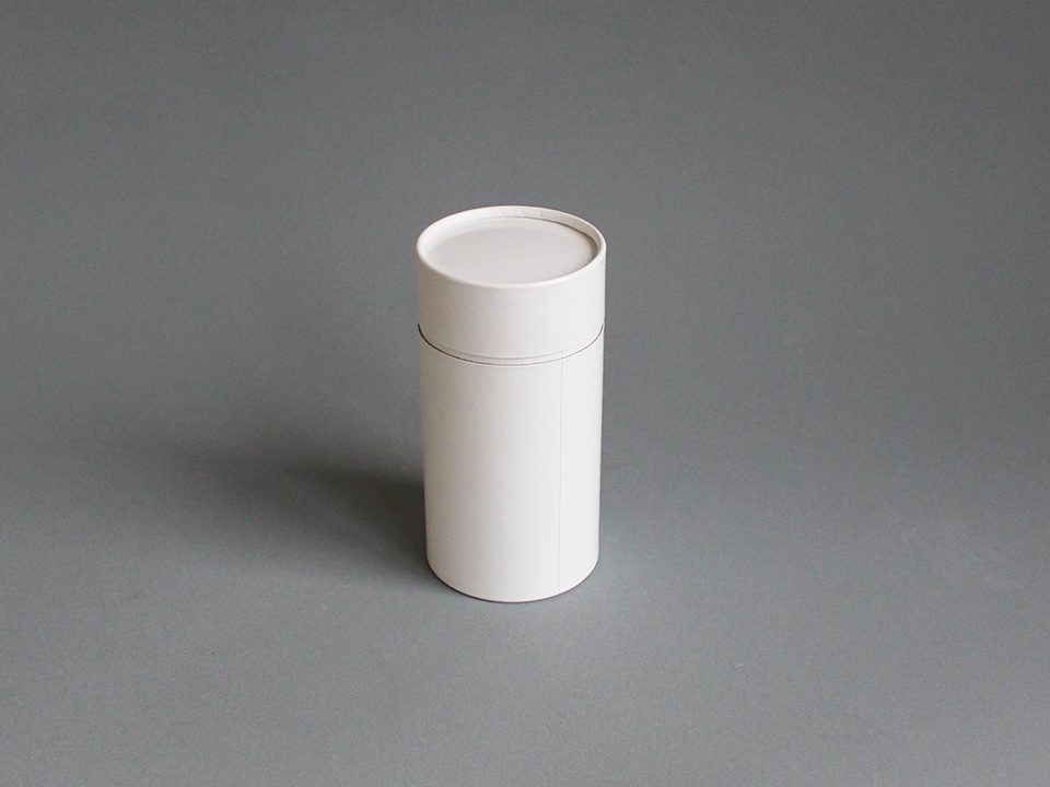 お茶の箱（ペーパーカン）