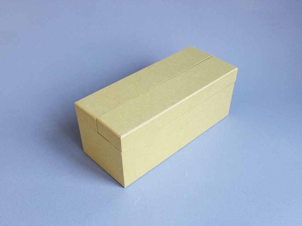 お酒の箱（両開き/観音開き式貼り箱）