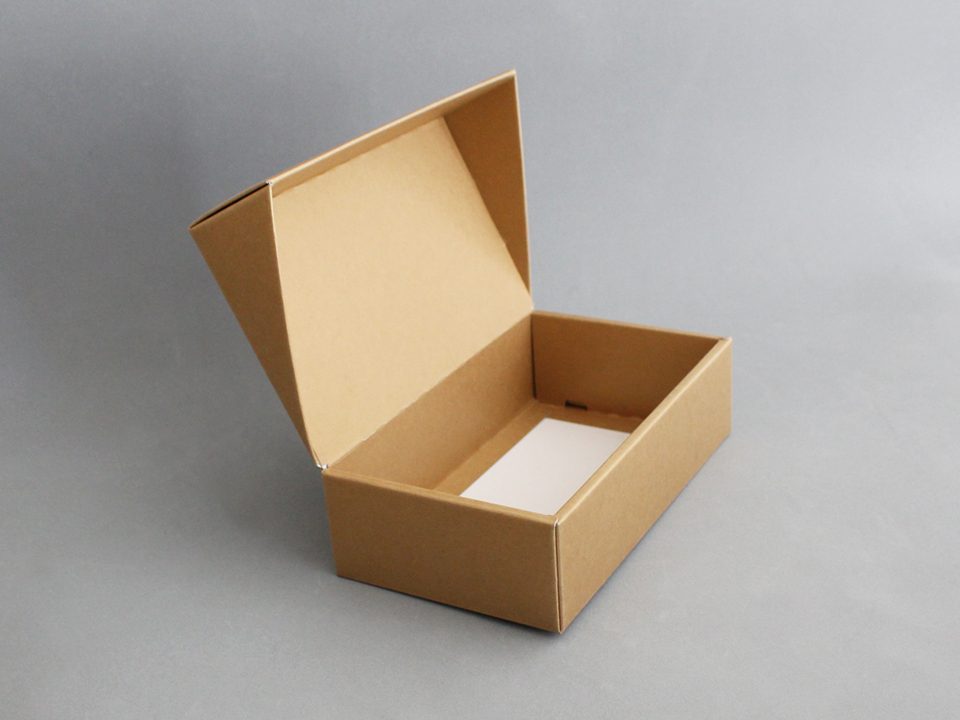 お菓子の箱（片開き式（フタ斜めタイプ））