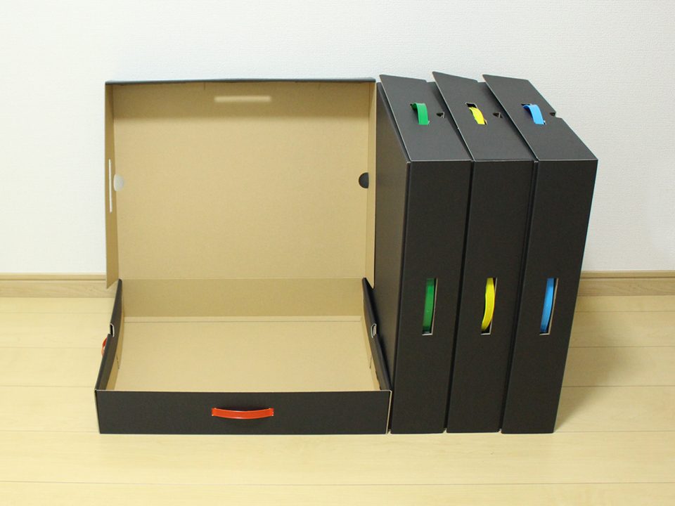 メモリアルボックス・作品・衣類収納（蓋付き組み箱）自社企画商品