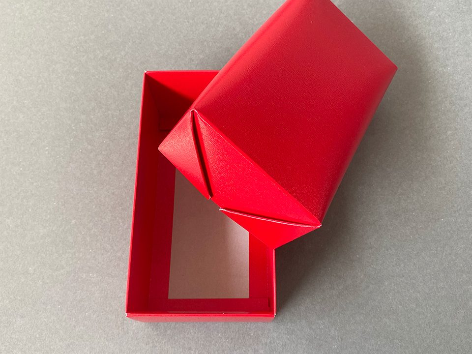 カステラの箱（角まる組み箱）