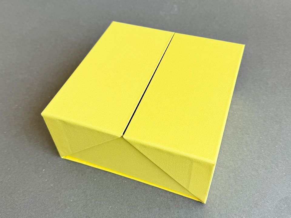ギフトボックス（両開き/観音開き式貼り箱）